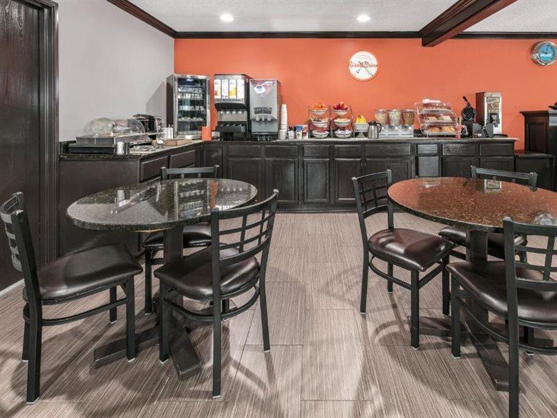 Howard Johnson By Wyndham Near Schlitterbahn New Braunfels Εξωτερικό φωτογραφία