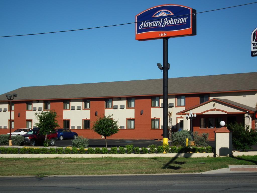 Howard Johnson By Wyndham Near Schlitterbahn New Braunfels Εξωτερικό φωτογραφία